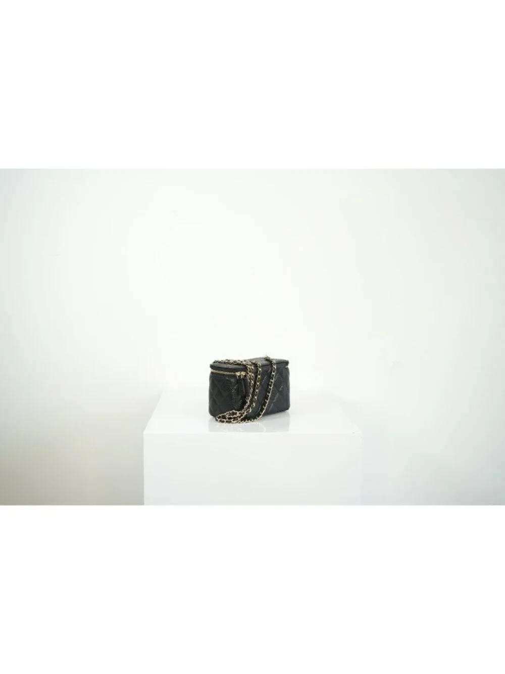 Chanel Black Caviar Vanity (Jewel CC Logo) Full Set